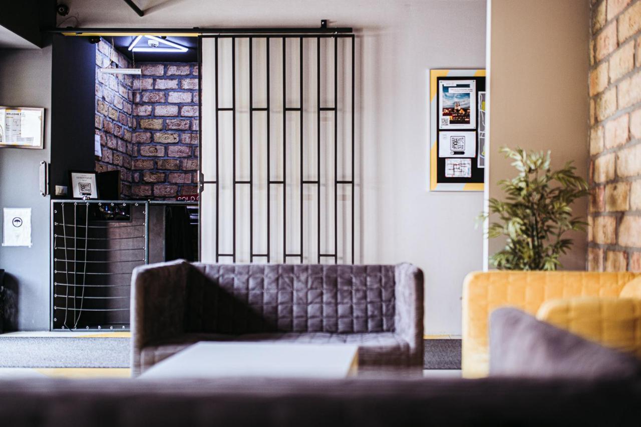 Private Rooms At Hostel63 Ζάγκρεμπ Εξωτερικό φωτογραφία