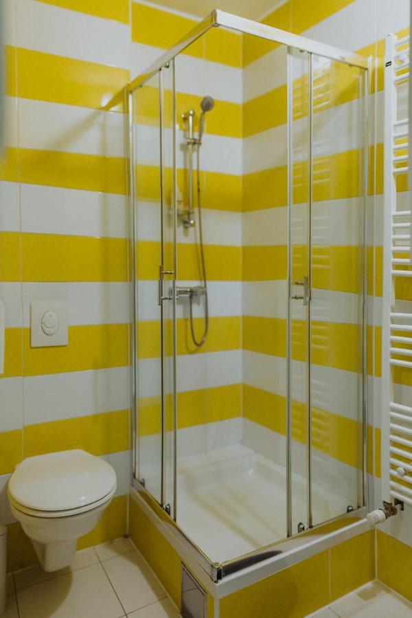 Private Rooms At Hostel63 Ζάγκρεμπ Εξωτερικό φωτογραφία