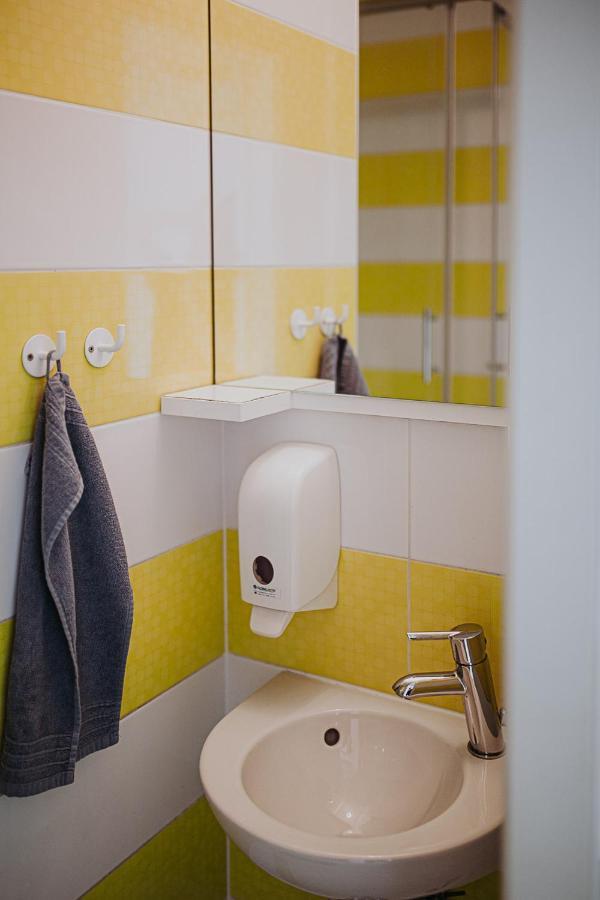 Private Rooms At Hostel63 Ζάγκρεμπ Εξωτερικό φωτογραφία