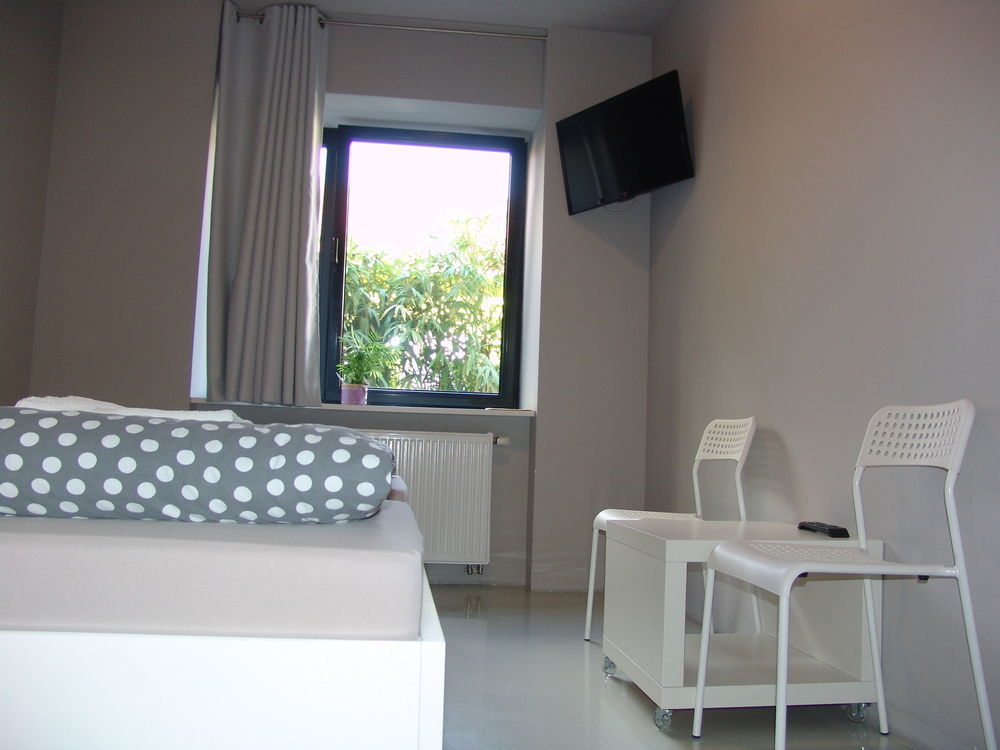 Private Rooms At Hostel63 Ζάγκρεμπ Εξωτερικό φωτογραφία